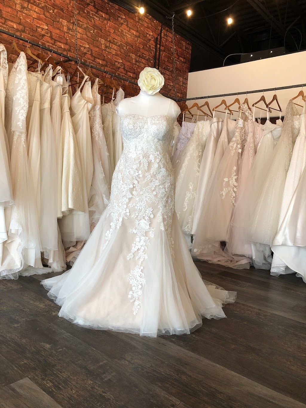 Hourglass Bridal Boutique Inc. | 1A, 215 36 Ave NE #1A, Calgary, AB T2E 2L4, Canada | Phone: (587) 500-3221