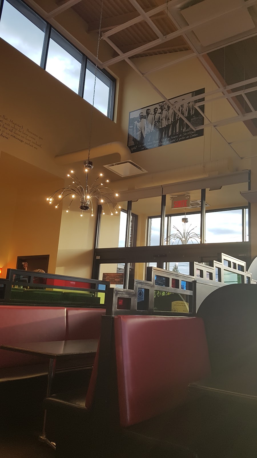 Benny&Co | 9 Rue Moreau, Saint-Jean-sur-Richelieu, QC J2W 1J1, Canada | Phone: (450) 348-1192