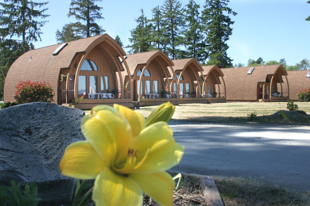 Oyster Bay Resorts | 4357 S Island Hwy, Campbell River, BC V9H 1N4, Canada | Phone: (250) 923-7413