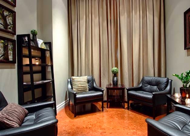 Renu Massage Therapy and Spa | 1432 Wellington St. W, Ottawa, ON K1Y 2X2, Canada | Phone: (613) 722-2929