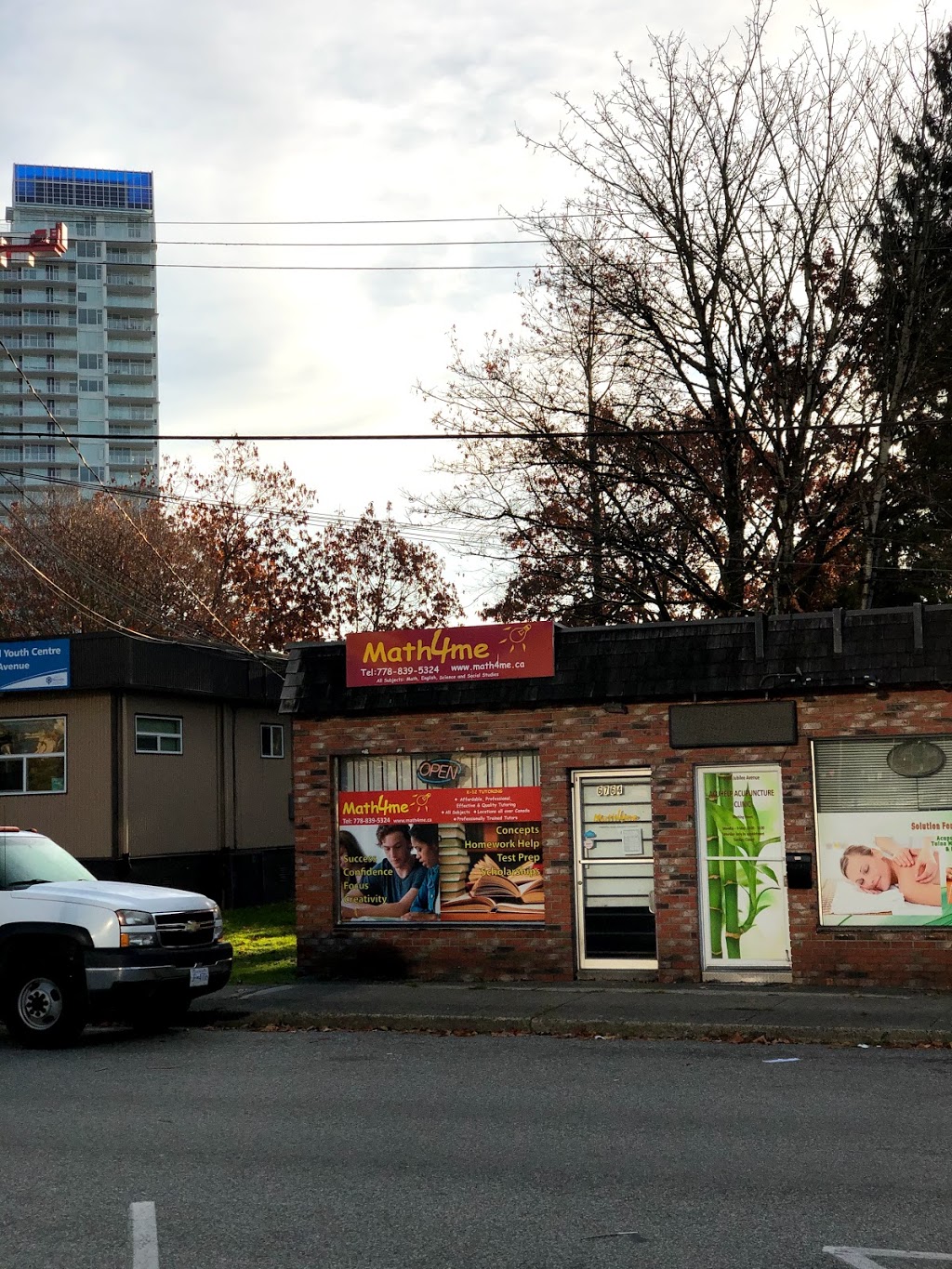 Acuhelp Acupuncture Clinic | 6766 Jubilee Ave, Burnaby, BC V5H 3G8, Canada | Phone: (604) 728-6734