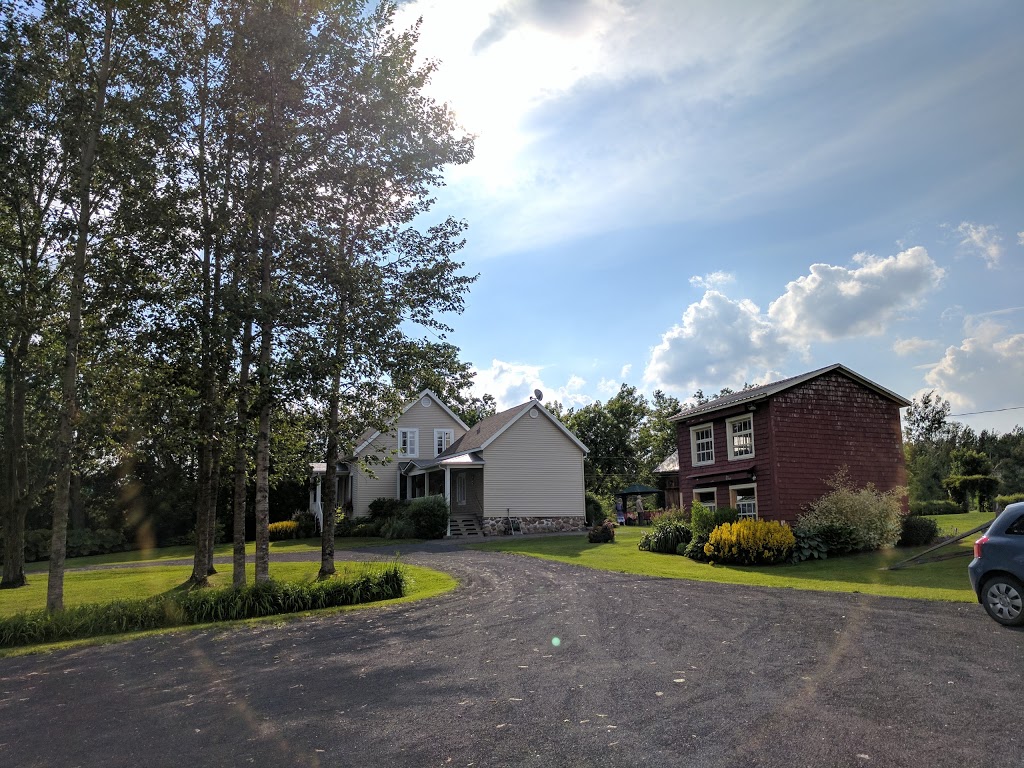 Aux Doux Murmures | 300 Rang Haut Paroisse, Saint-Agapit, QC G0S 1Z0, Canada | Phone: (418) 888-5383