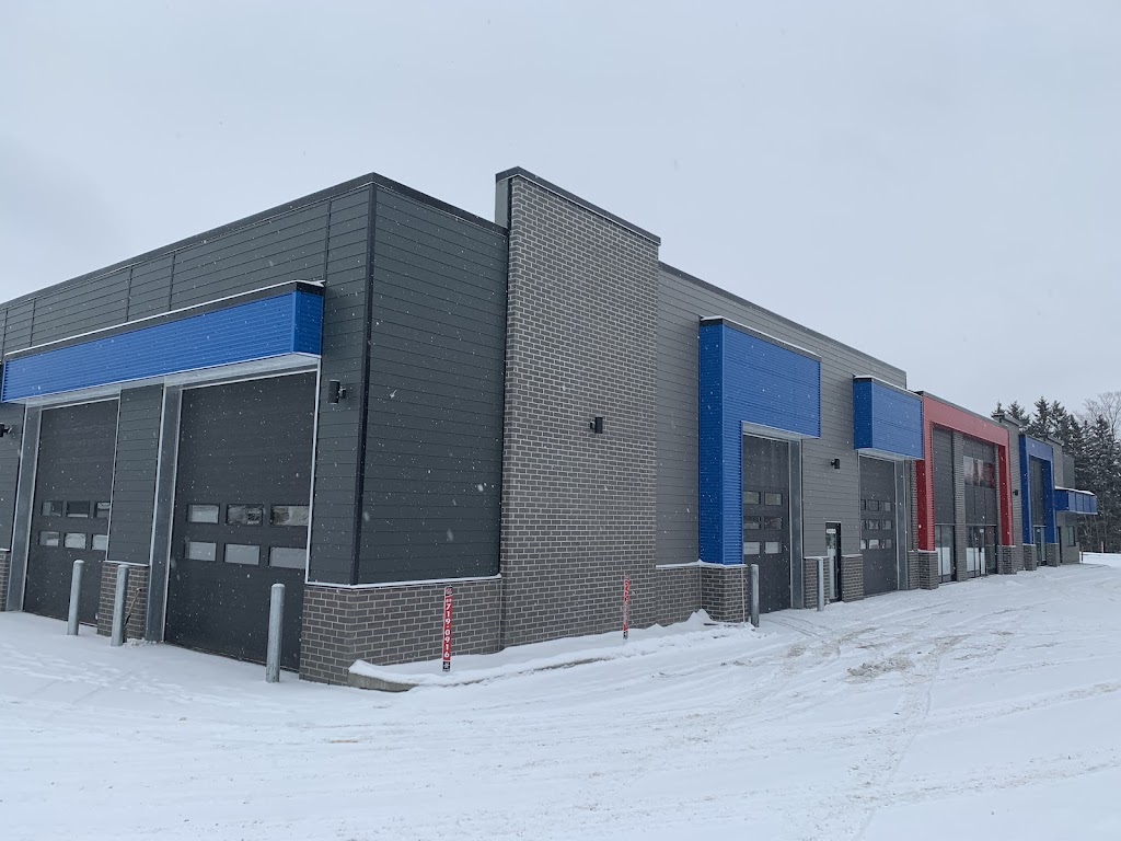 Lave-Auto Trois-Rivieres-Ouest | 4080 Bd Saint-Jean, Trois-Rivières, QC G9B 2M2, Canada | Phone: (819) 693-2550