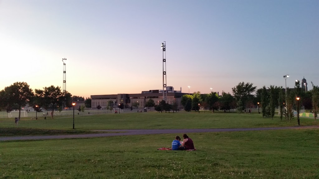 Parc du Père-Marquette | 1602 Rue de Bellechasse, Montréal, QC H2G 1N6, Canada | Phone: (514) 872-0311