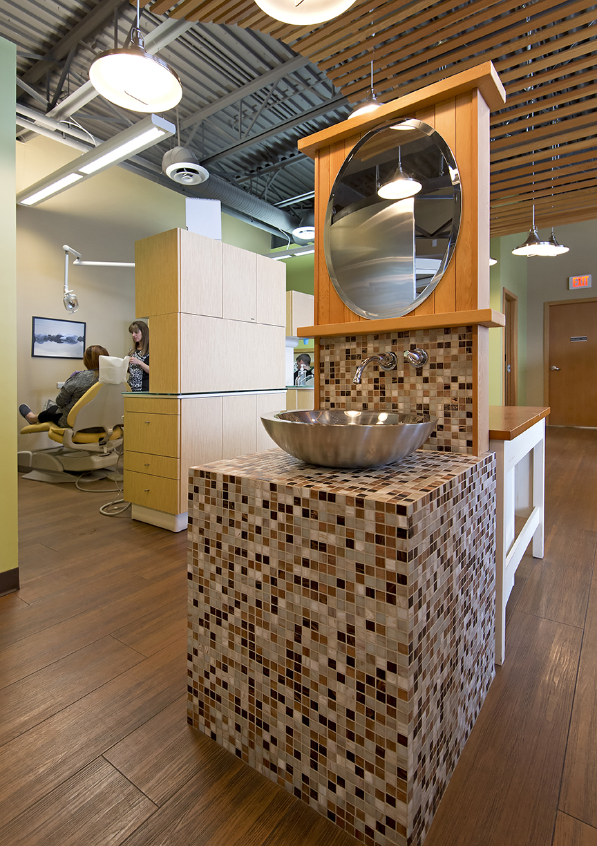 Promontory Dental Centre | 200-5973 Vedder Rd, Chilliwack, BC V2R 1C3, Canada | Phone: (604) 824-4988