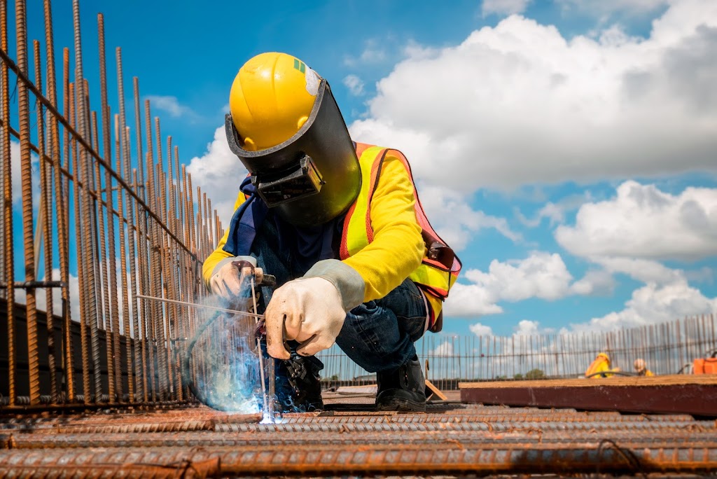 Sylvan Lake Welding Pros | RR1, Site 1, #174, Bentley, AB T0C 0J0, Canada | Phone: (587) 802-0254