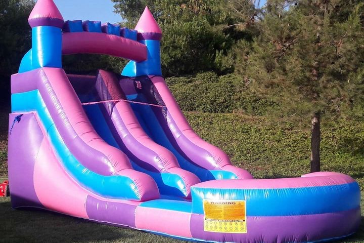 Adventureland Bouncy Castles | 1573 Trent River Rd, Havelock, ON K0L 1Z0, Canada | Phone: (705) 768-9652