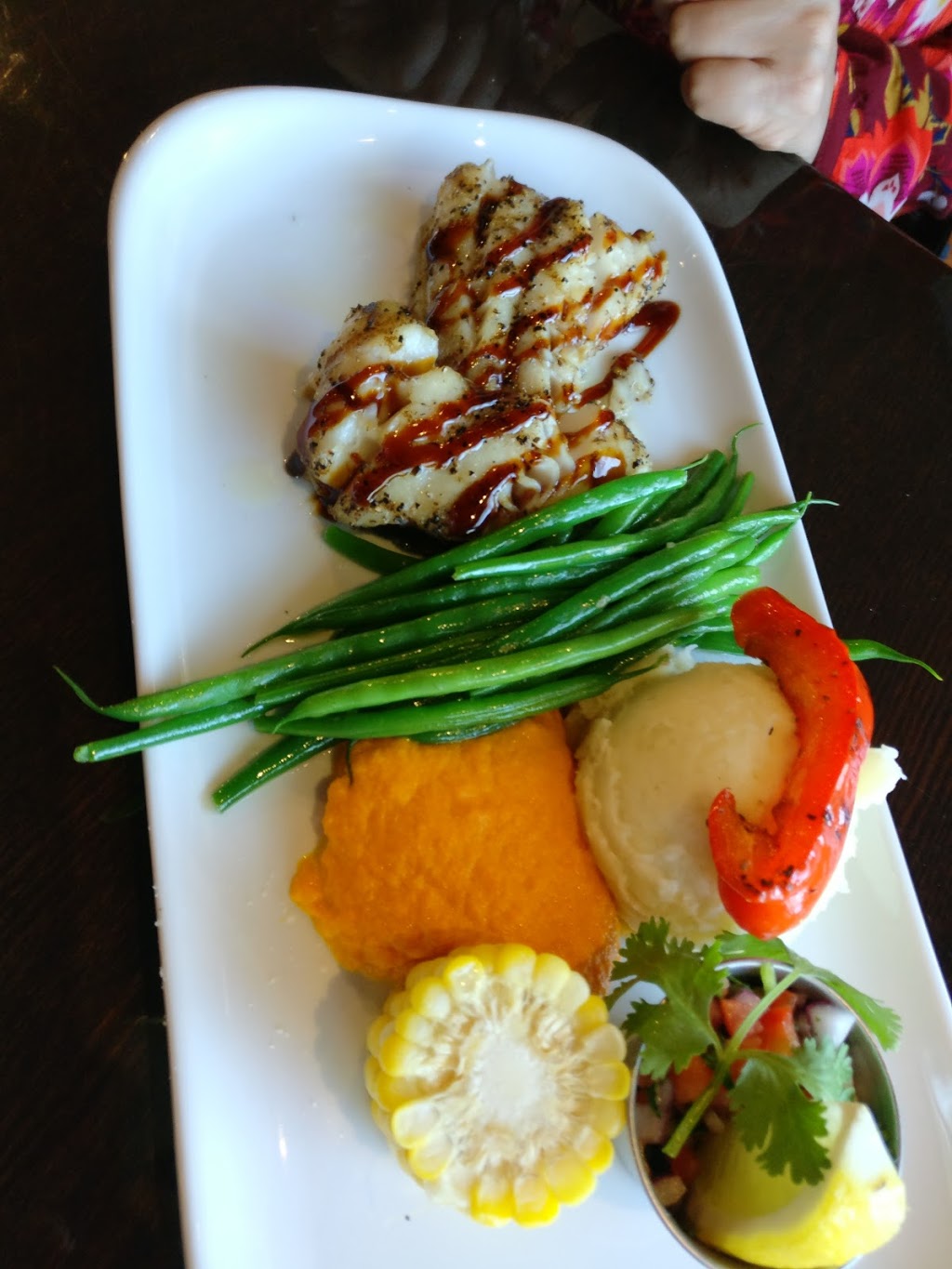 The Shoestring Cafe | 4611 No 6 Rd #180, Richmond, BC V6V 1Z7, Canada | Phone: (604) 232-0900
