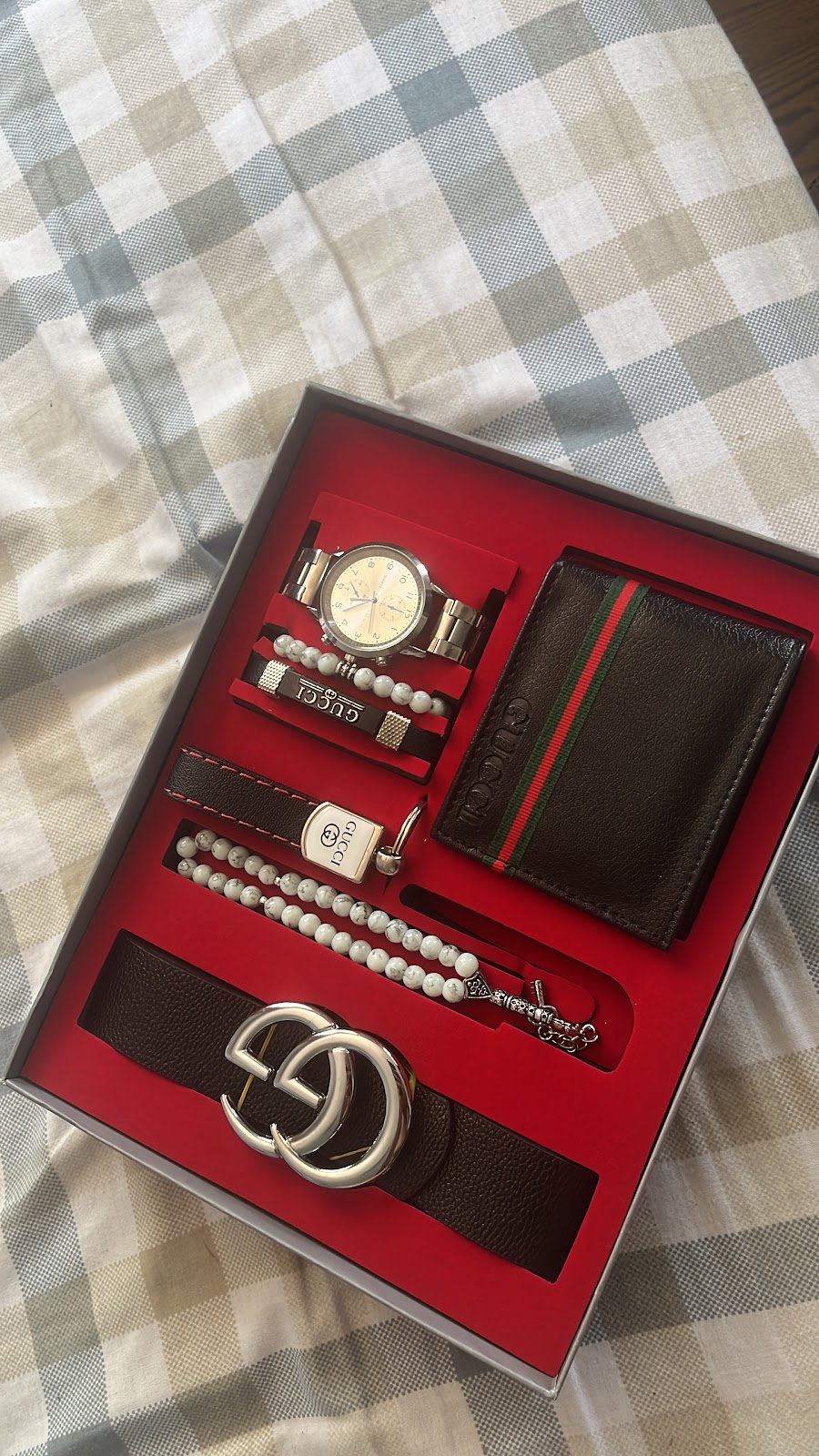 Alkassab Luxuries and accessories | 206 Millbank Dr, London, ON N6C 4W1, Canada | Phone: (226) 998-6637