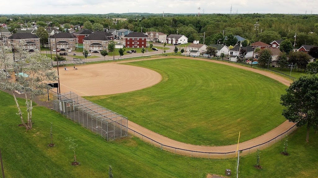 St-Nicolas Community Centre | 550 Rue de la Sorbonne, Saint-Nicolas, QC G7A 1Y1, Canada | Phone: (418) 831-6536