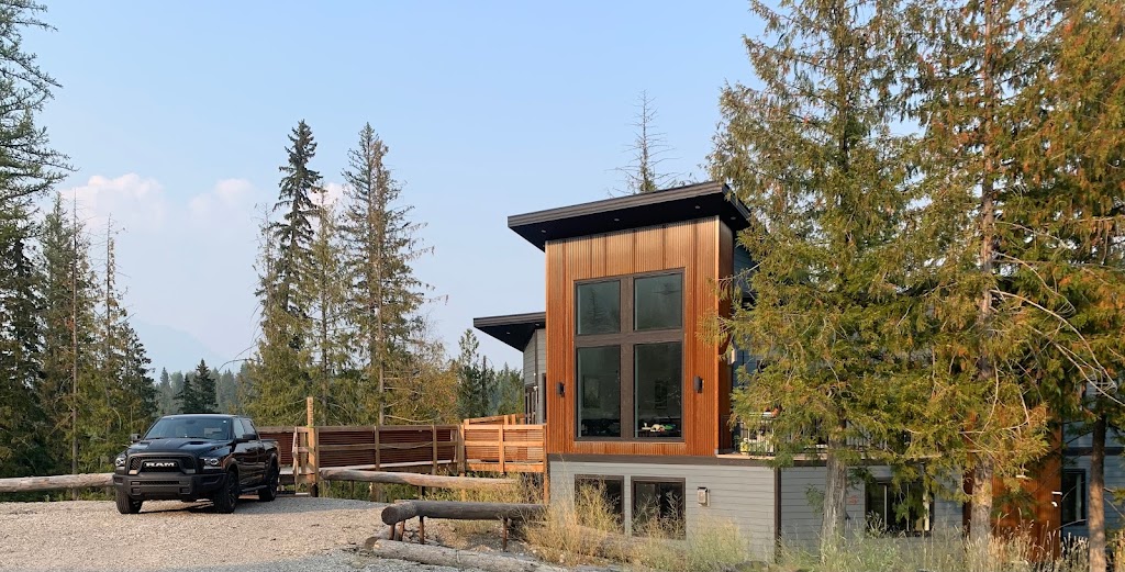 The Qanuk Fernie | 5339 Highline Dr, Fernie, BC V0B 1M6, Canada | Phone: (587) 850-2848