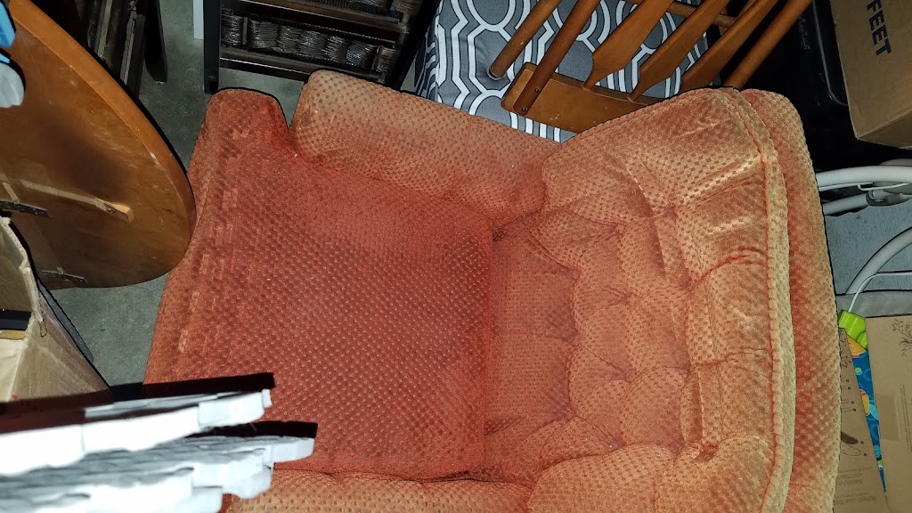Artistic Upholstery Enterprises | 309 Biesenthal Rd, Pembroke, ON K8A 6W7, Canada | Phone: (613) 687-8500