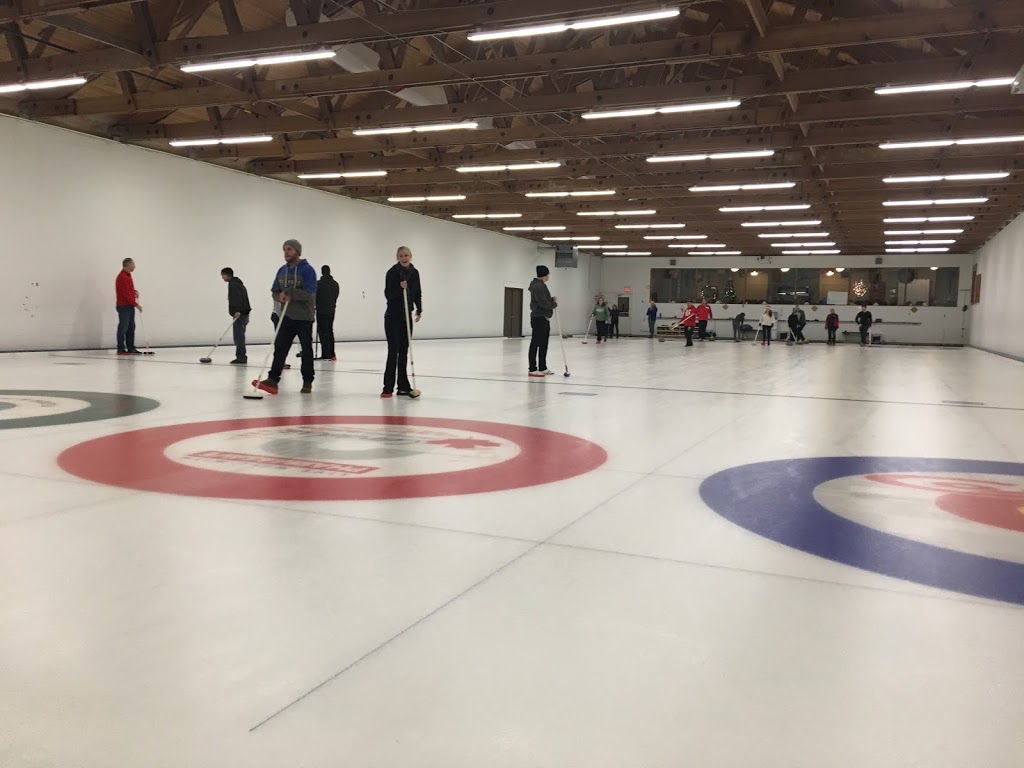 Ingersoll District Curling Club | 36 Chisholm Drive, Ingersoll, ON N5C 2C6, Canada | Phone: (519) 485-0821