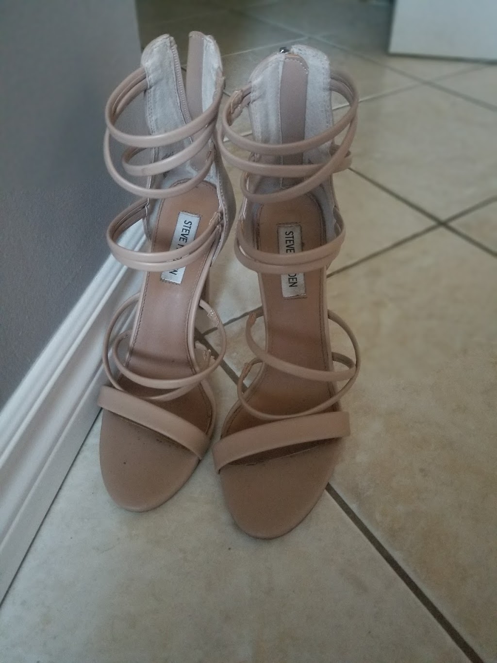 Steve Madden | Shopping Centre, 100 Bayshore Dr, Nepean, ON K2B 8C1, Canada | Phone: (613) 721-7463