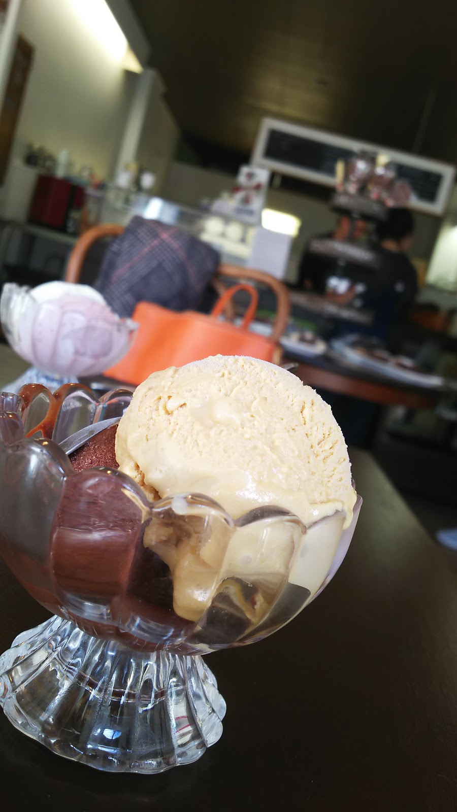COCO Crafted Organic Chocolates & Ice Cream | 365 Jane St, Toronto, ON M6S 3Z3, Canada | Phone: (647) 351-4005