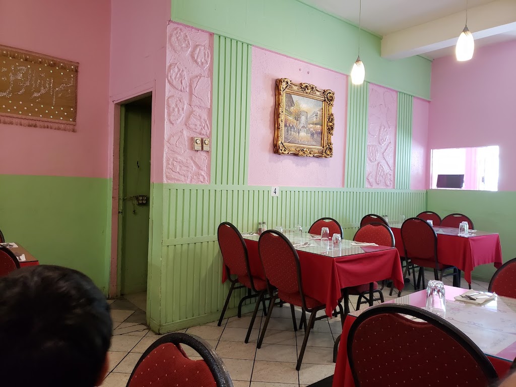 Restaurant Tandoor Plus | 1720 Rue Oxford, Saint-Laurent, QC H4L 1B6, Canada | Phone: (514) 332-2121