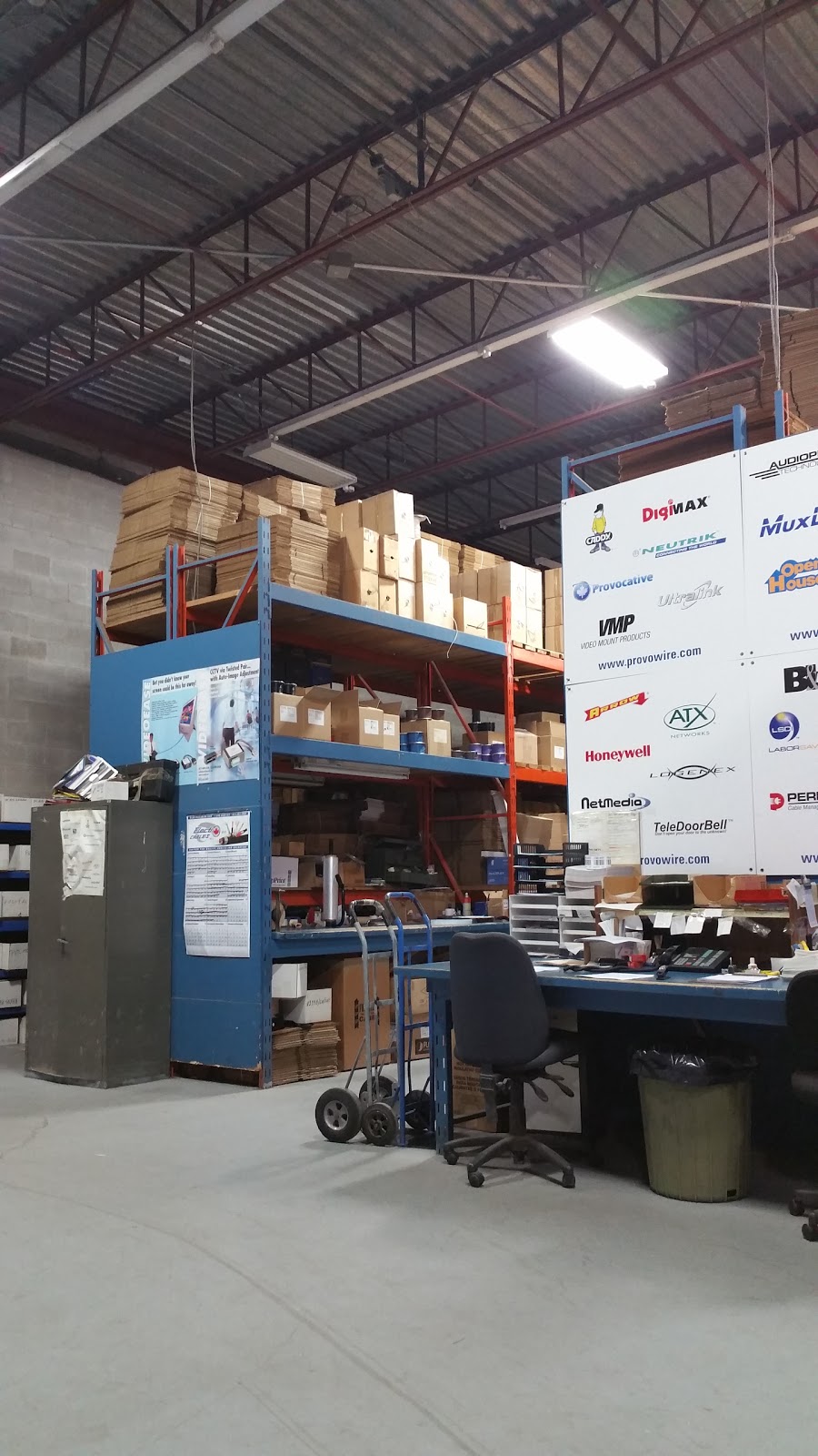 Provo Ltée | 401 Rue Locke, Saint-Laurent, QC H4T 1X7, Canada | Phone: (514) 735-2693