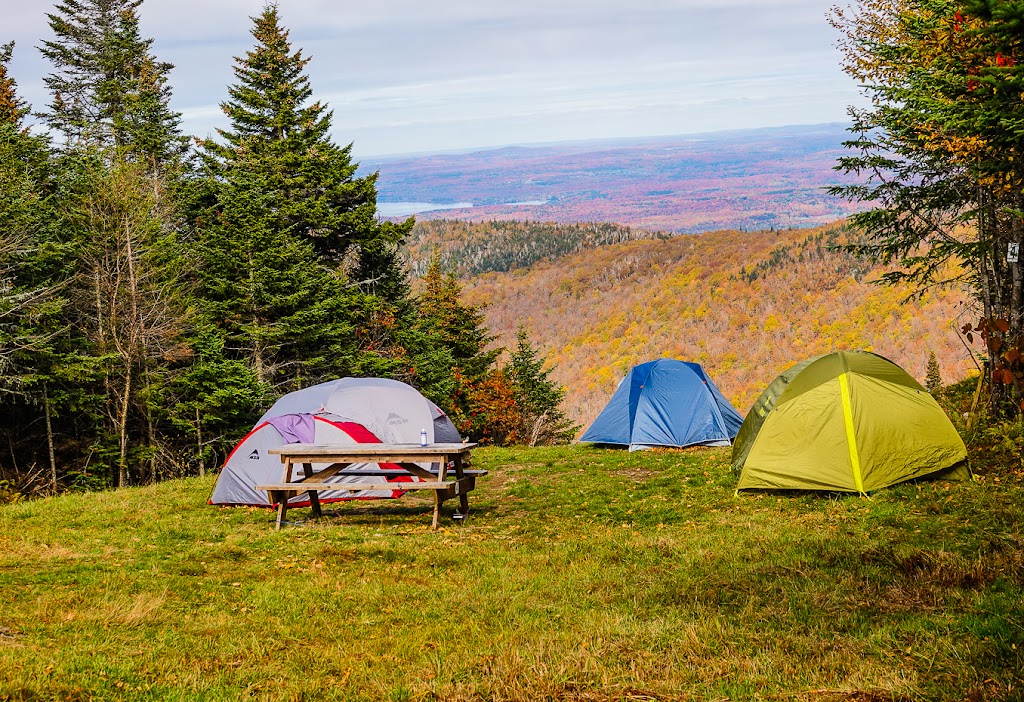 Camping au sommet | 671 Rue Maple, Sutton, QC J0E 2K0, Canada | Phone: (866) 538-2545