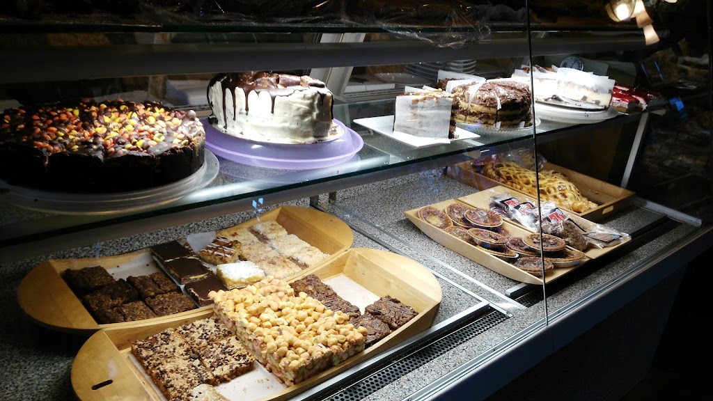 The European Bakery Café | bakery | 806 16th St E, Owen Sound, ON N4K 1Z1, Canada | 5193711260 OR +1 519-371-1260