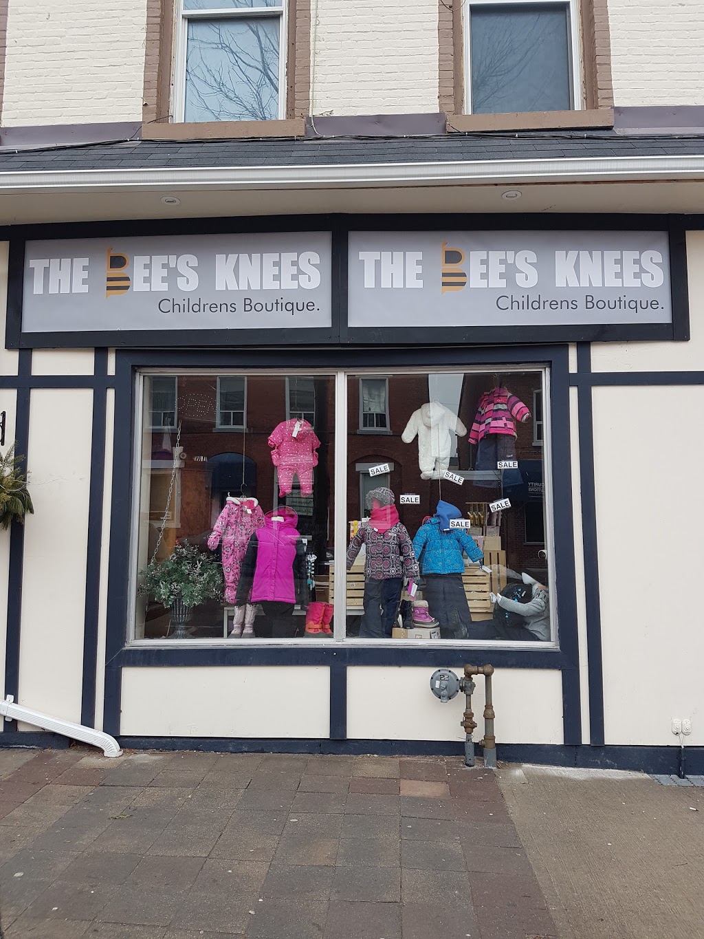 The Bees Knees Childrens Boutique & Kawartha Dairy Ice Cream | 75 King St W, Bowmanville, ON L1C 1R2, Canada | Phone: (905) 697-3256