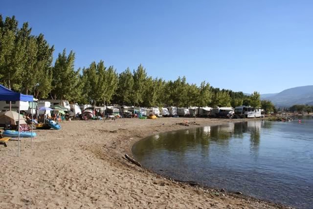 Wrights Beach Camp | 4200 Skaha Lake Rd, Penticton, BC V2A 0K4, Canada | Phone: (250) 492-7120
