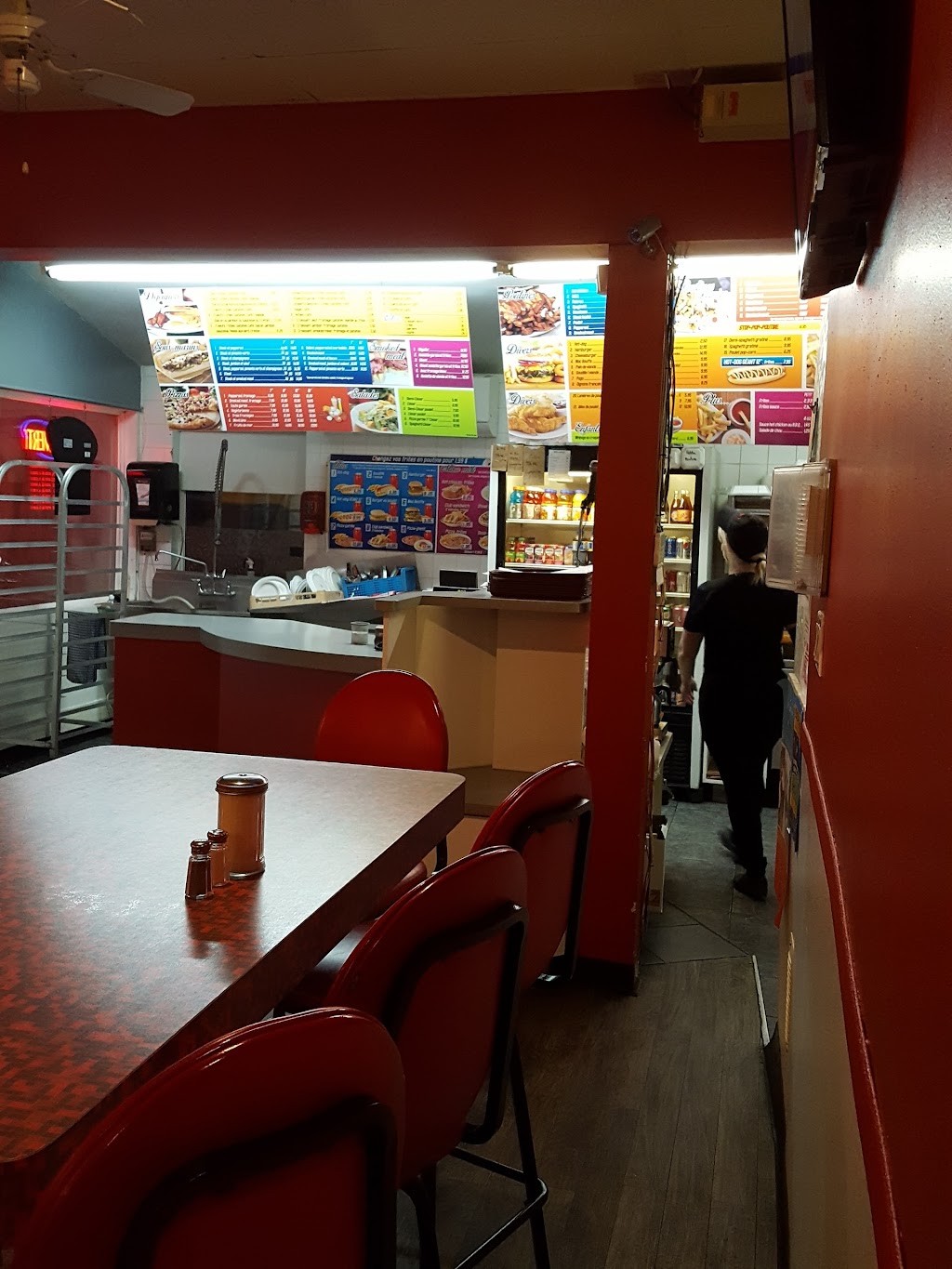 Stop-Bouffe | 2245 Bd Wallberg, Dolbeau-Mistassini, QC G8L 1K3, Canada | Phone: (418) 276-7167