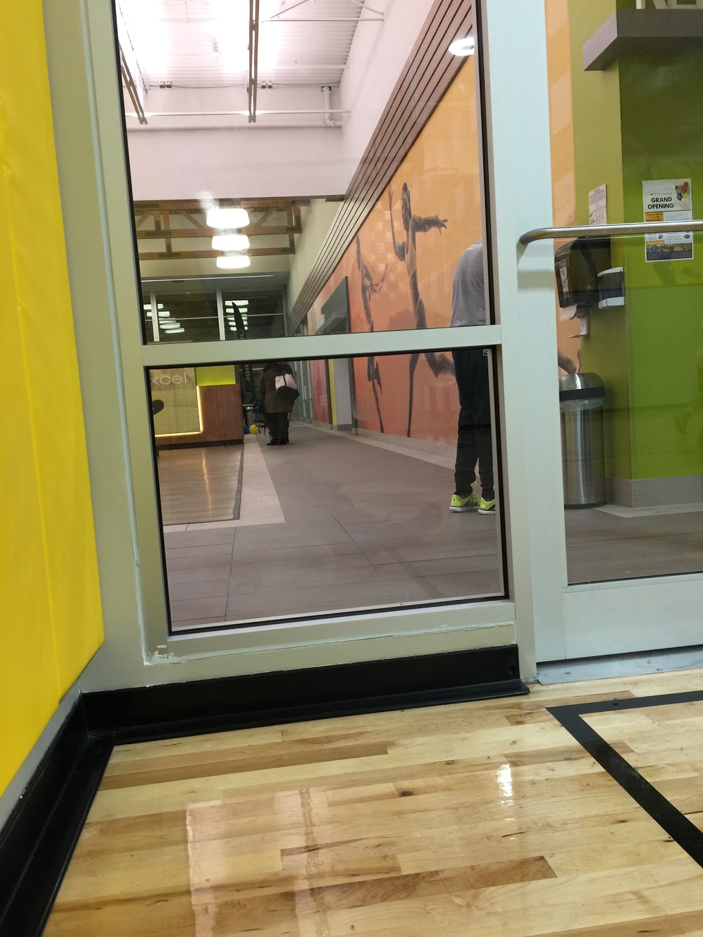 LA Fitness | 5077 Dixie Rd, Mississauga, ON L4W 0E6, Canada | Phone: (289) 724-1094