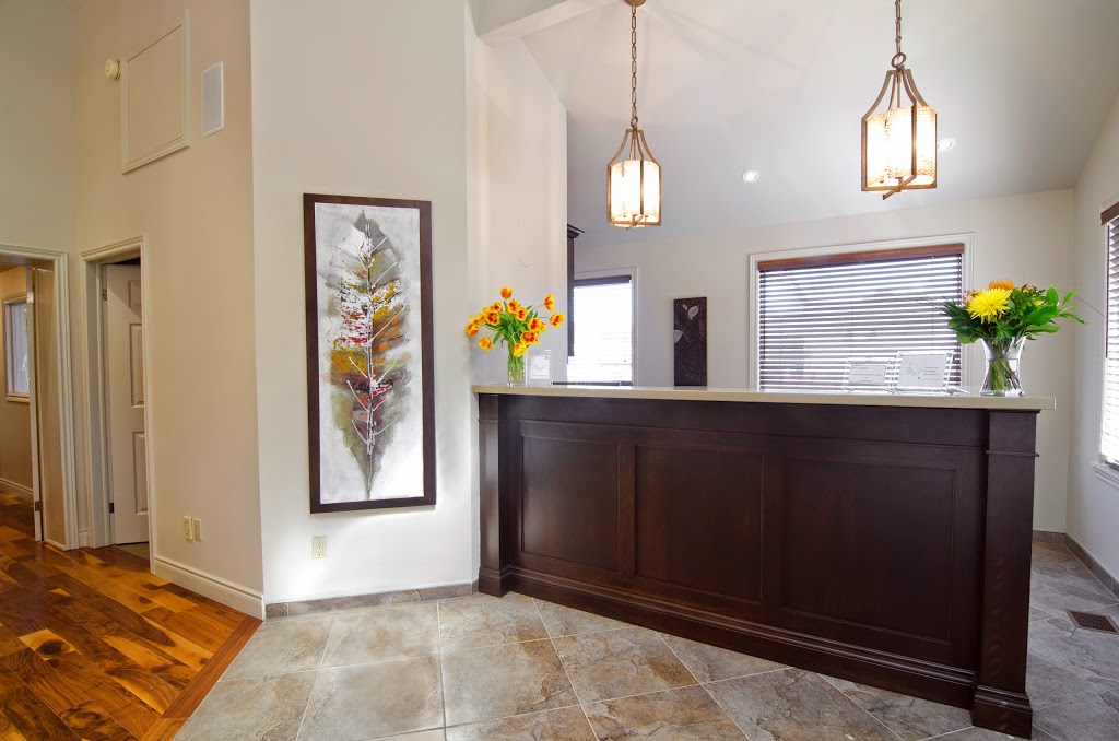 Pearl Dental | 3083 New St, Burlington, ON L7N 1M6, Canada | Phone: (905) 637-1698