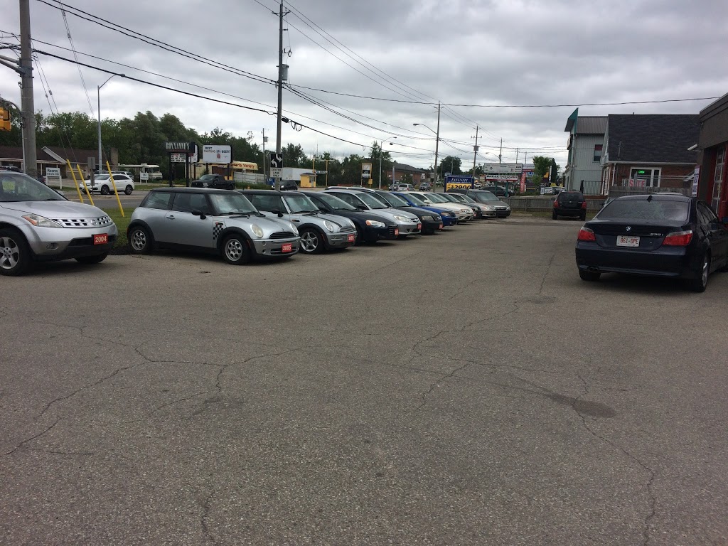 Paycan Motors Ltd | 1278 Victoria St N, Kitchener, ON N2B 3C9, Canada | Phone: (519) 742-3497