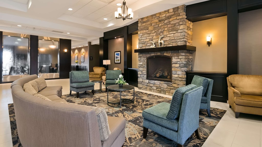 Best Western Plus Okotoks Inn & Suites | 100 Southbank Road, Okotoks, AB T1S 0N3, Canada | Phone: (403) 995-6262