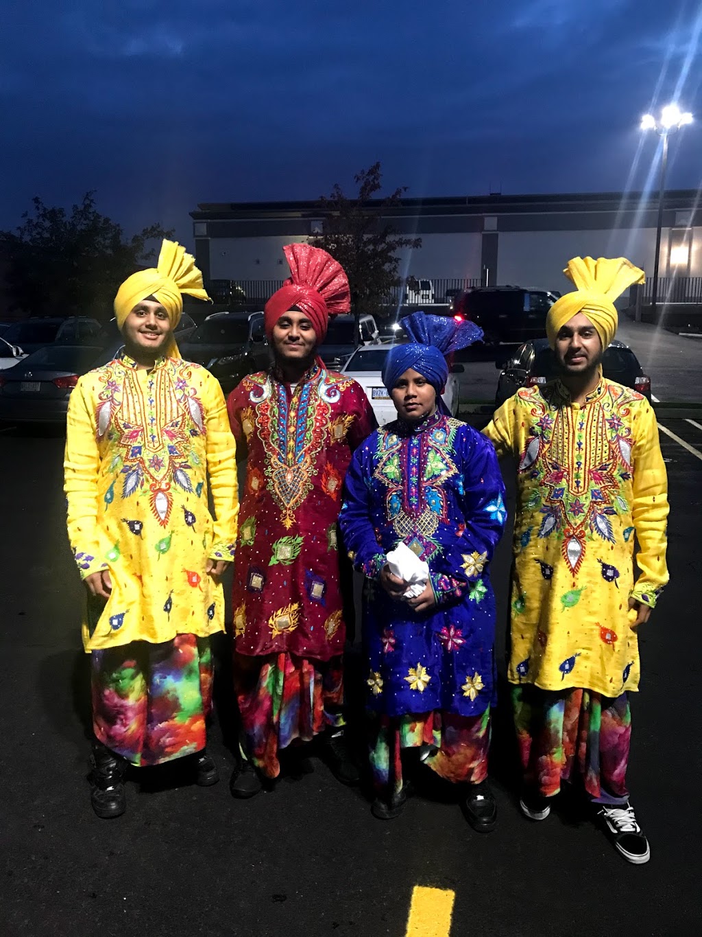 Dhol Services Canada | 28 Fairlight St, Brampton, ON L6Z 3W2, Canada | Phone: (416) 816-3515