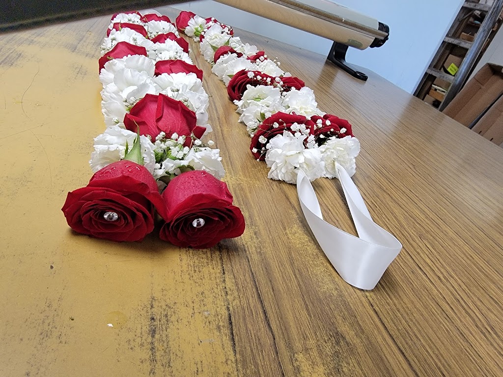 Dorval Florist | 251 Av. Dorval, Dorval, QC H9S 3H5, Canada | Phone: (514) 636-1644