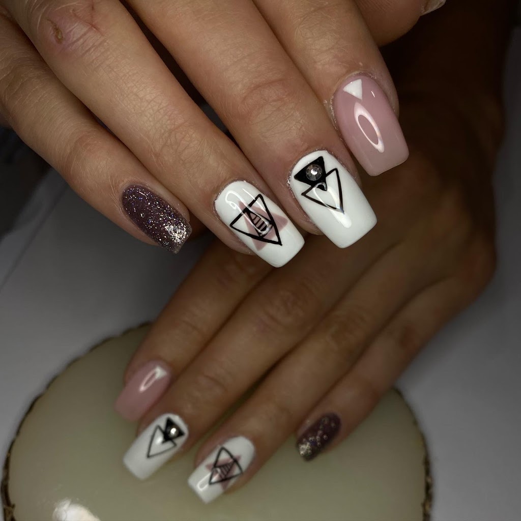 Mahbanoospa | 126 Finch Ave E, North York, ON M2N 4R7, Canada | Phone: (647) 947-9595