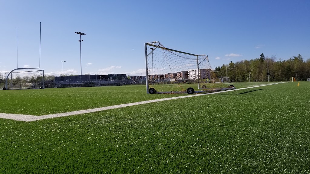Terrain Soccer et Football Saint-Jérôme | 718 Rue Ouimet, Saint-Jérôme, QC J7Z 6B4, Canada | Phone: (450) 436-1512