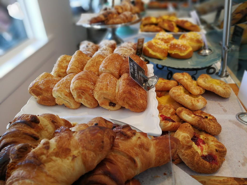 Mosi Bakery Cafe & Gelateria | 5303 W Saanich Rd, Victoria, BC V9E 1J8, Canada | Phone: (250) 590-7969
