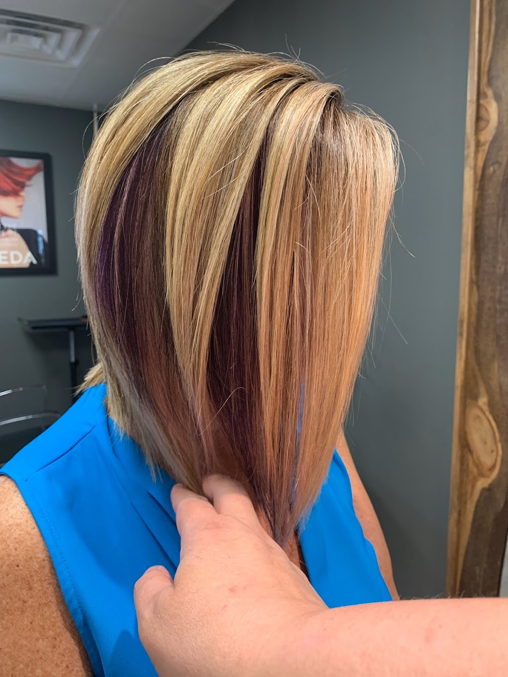 The Dragonfly Room Salon Spa | 32 Matchedash St N #101, Orillia, ON L3V 4T6, Canada | Phone: (705) 326-1028
