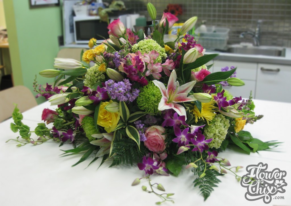 Flower Chix | 1919 Southland Dr SW, Calgary, AB T2W 0K1, Canada | Phone: (403) 984-4260