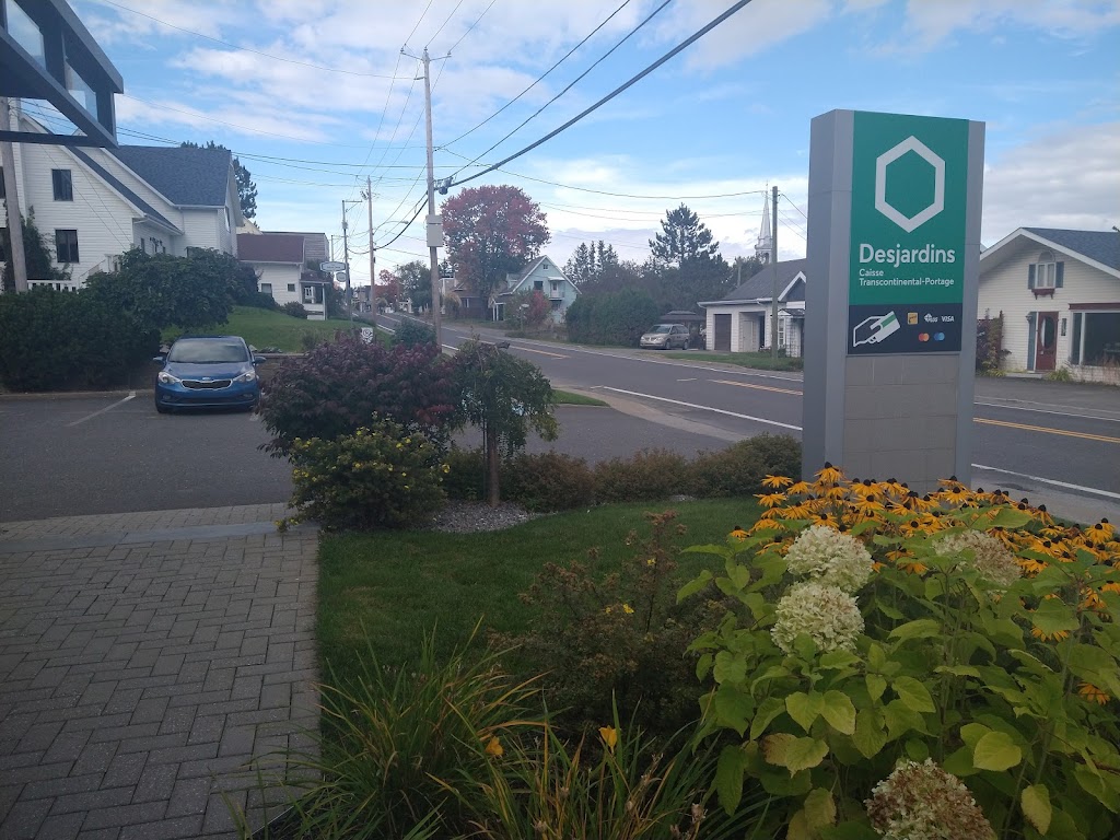 Centre de services Desjardins Pohénégamook | 1857 Rue Principale, Pohénégamook, QC G0L 1J0, Canada | Phone: (418) 853-2110