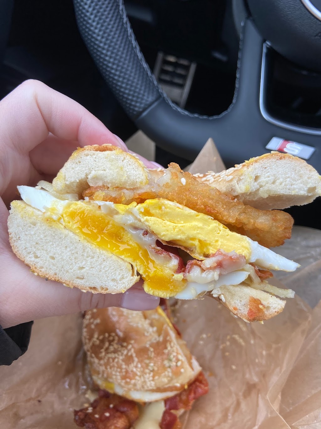 Dizzs Bagel Pointe Claire | 35 Av. Cartier, Pointe-Claire, QC H9S 4R5, Canada | Phone: (514) 505-4440