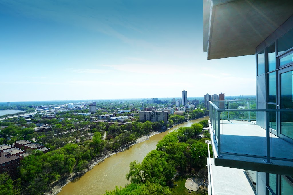 390 On the River Condominiums | point of interest | 390 Assiniboine Ave, Winnipeg, MB R3C 0Y1, Canada | 2042507711 OR +1 204-250-7711