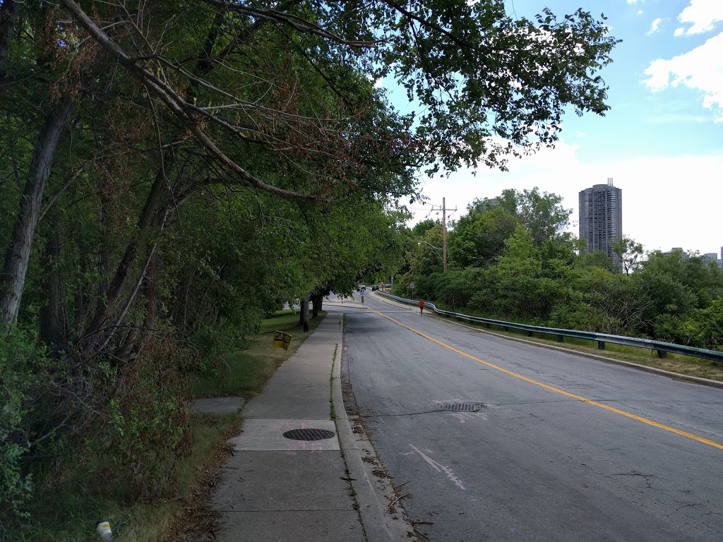 Riverside Drive Parkette | 4A8, S Kingsway, Toronto, ON M6S 4A8, Canada