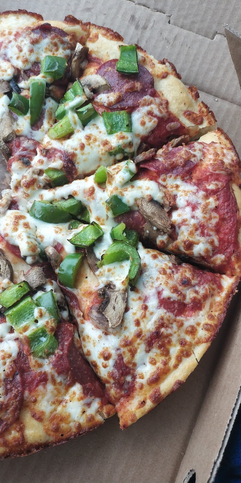 Pizza Hut | 203 Main St, Stayner, ON L0M 1S0, Canada | Phone: (705) 428-8888