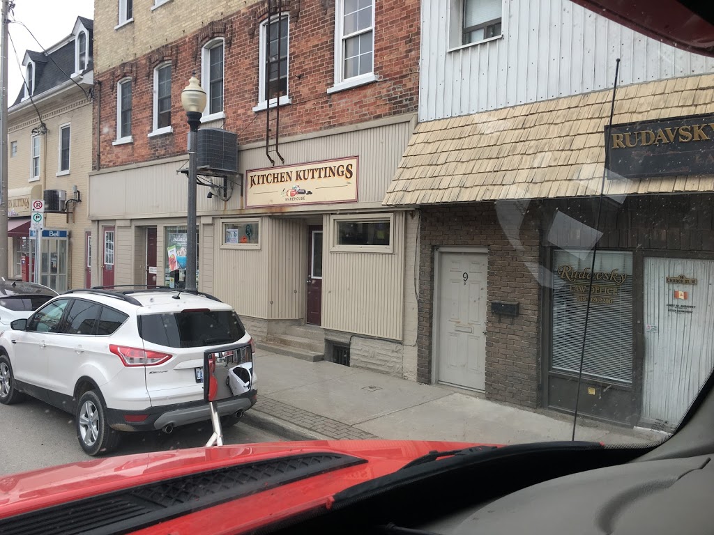 LCBO | 31 Church St W, Elmira, ON N3B 1M2, Canada | Phone: (519) 669-5565
