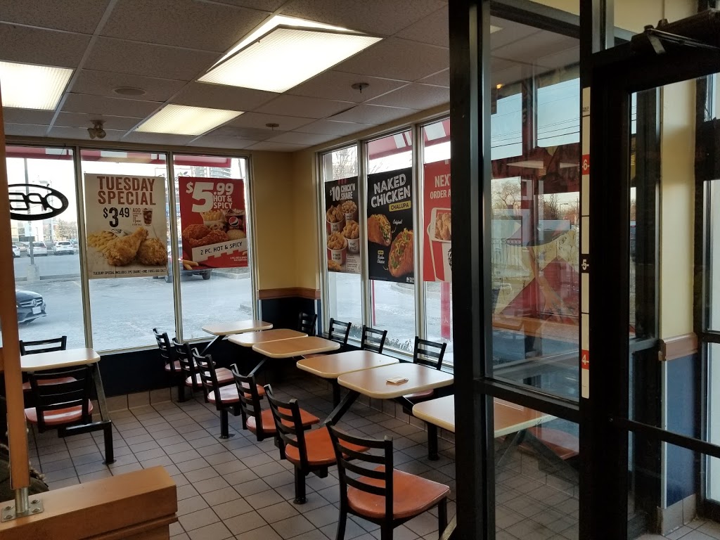 KFC | 7028 Yonge St, Thornhill, ON L4J 1V7, Canada | Phone: (905) 707-0340
