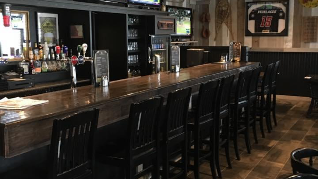 Matty OSheas Pub | 12 Chambers St, Smiths Falls, ON K7A 2A8, Canada | Phone: (613) 283-6363
