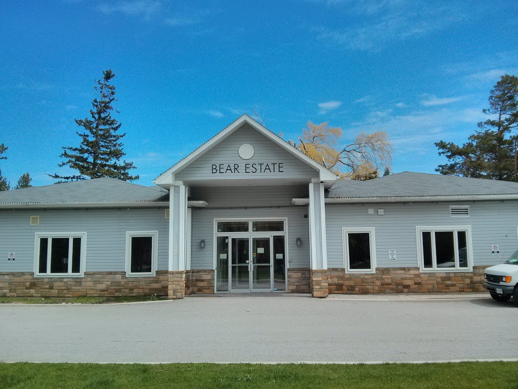 Bear Estate | 300 Balsam St, Collingwood, ON L9Y 0B3, Canada | Phone: (705) 445-6600