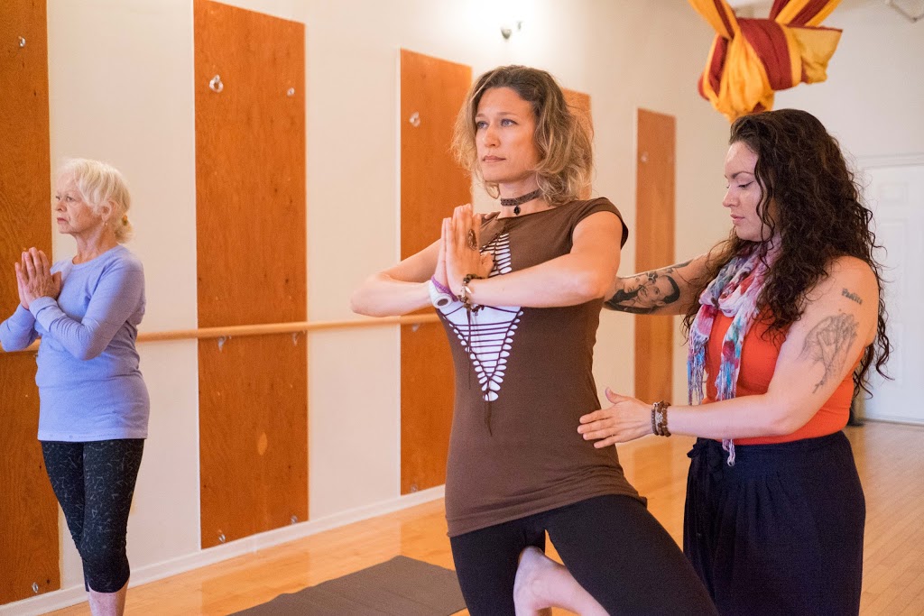 Indigo Yoga Studio | 10815 Bathurst St #11, Richmond Hill, ON L4C 9Y2, Canada | Phone: (905) 508-9642