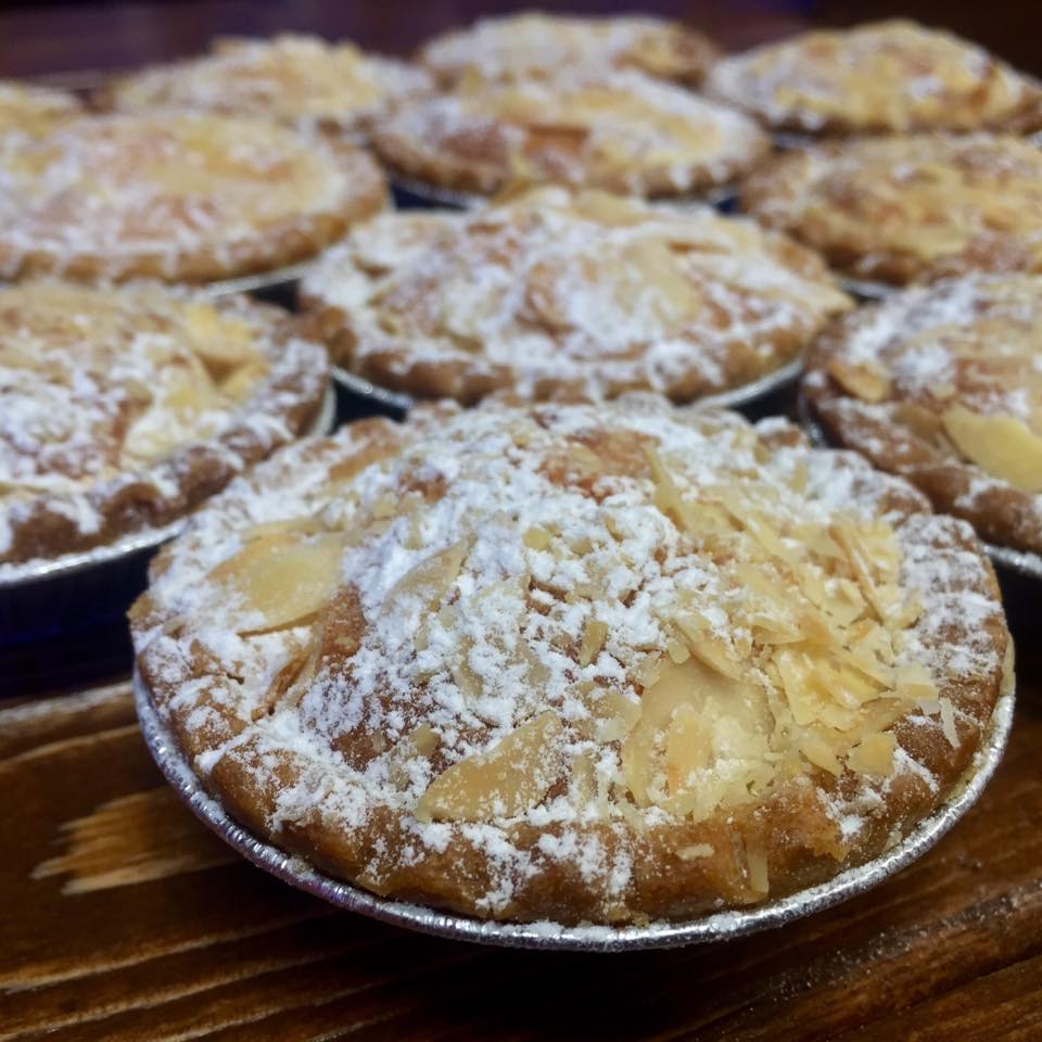 Portuguese Bakery and Syrian Kitchen | 48 Nelson St, Ottawa, ON K1N 7R2, Canada | Phone: (613) 789-8014