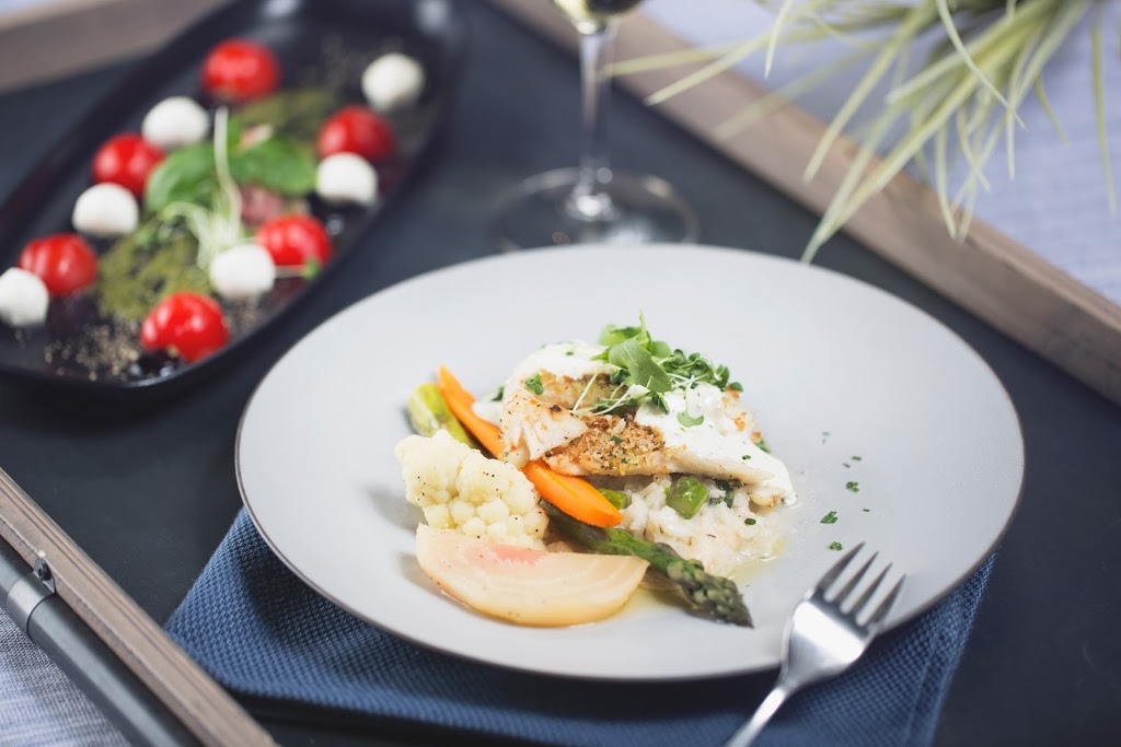 Resto-Bar Le Commandant | 1688 Route de lAéroport, Québec, QC G2G 0K1, Canada | Phone: (418) 204-2145