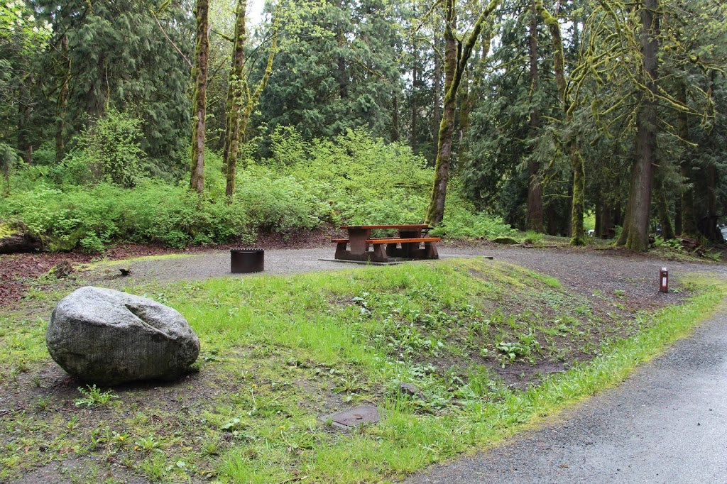 Delta Grove Campground | 2550 Columbia Valley Rd, Cultus Lake, BC V2R 5A3, Canada | Phone: (604) 986-9371